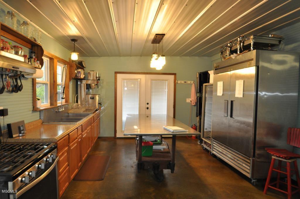 99 Henry Smith Road Picayune, MS 39466 - Photo 17 of 37 IS6arpjpj848nm1000000000
