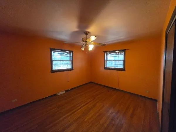 $315,000 | 33 West 55th Street, Westmont, IL 60559
