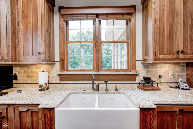 $3,129,000 | 1099 West 375 South, Trafalgar, IN 46181