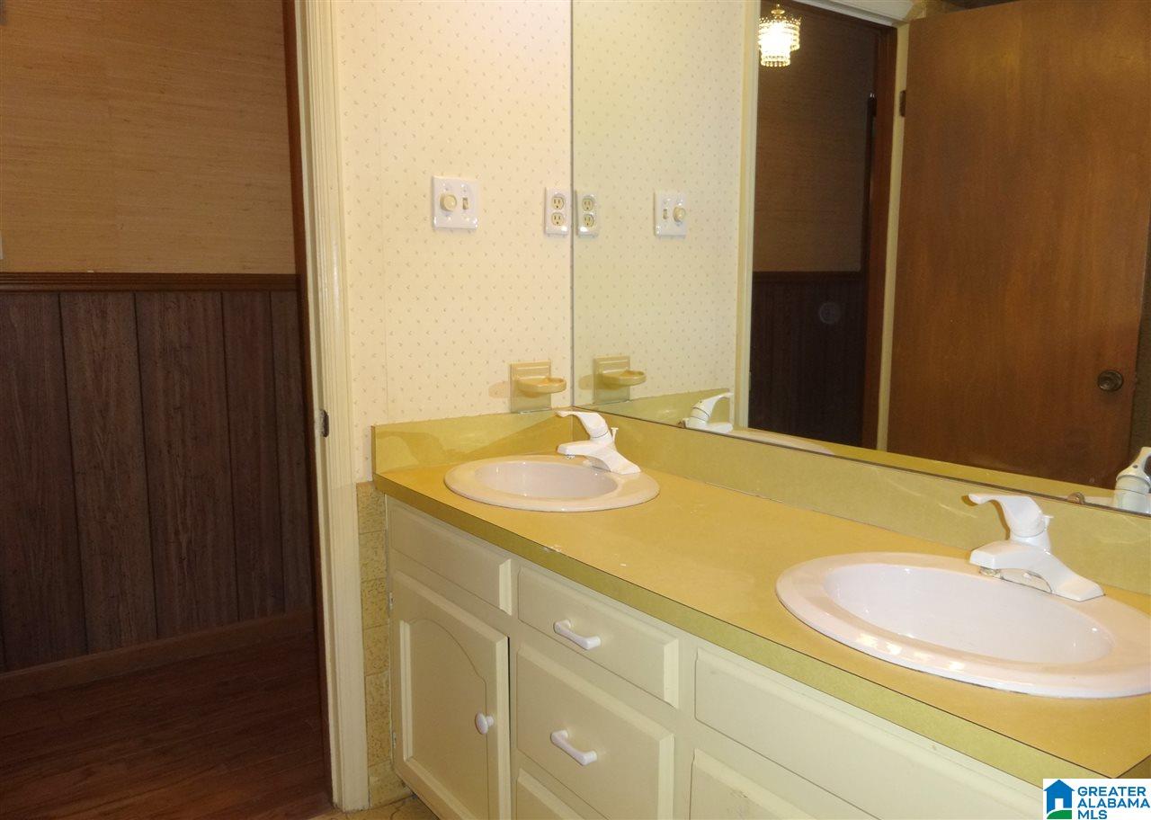 2315 Lime Rock Road Birmingham, AL 35216 - Photo 15 of 33
