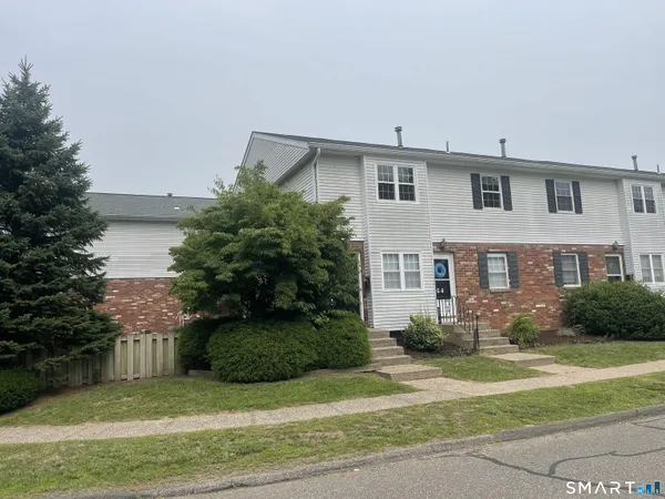 $174,900 | G3 Bradley Circle Circle, Enfield, CT 06082