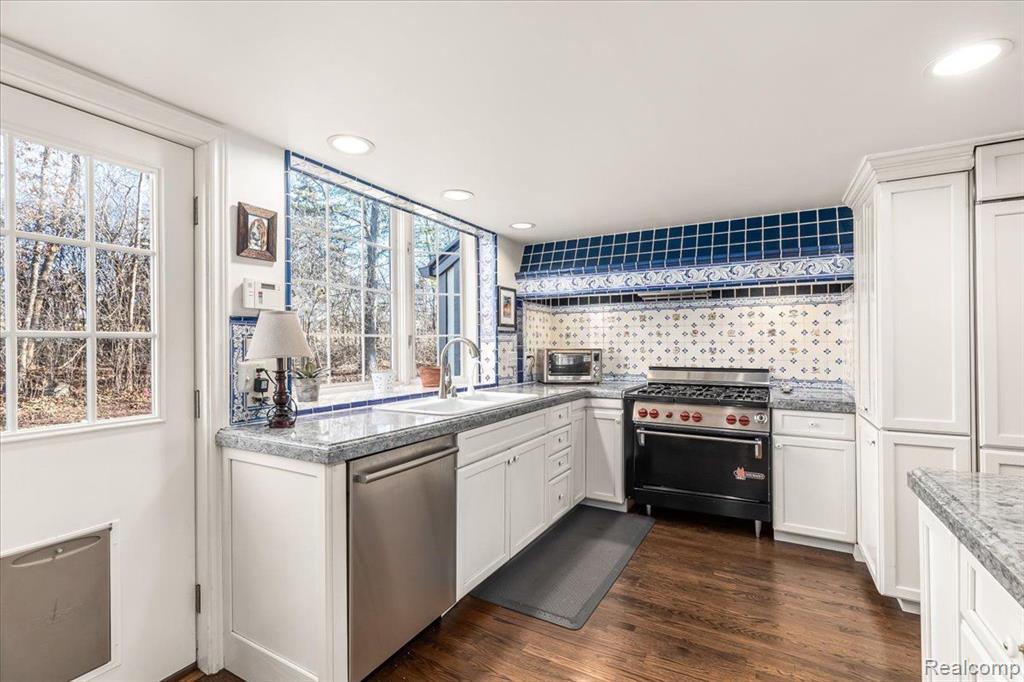 5155 Inkster Road Bloomfield Hills, MI 48302 - Photo 16 of 50