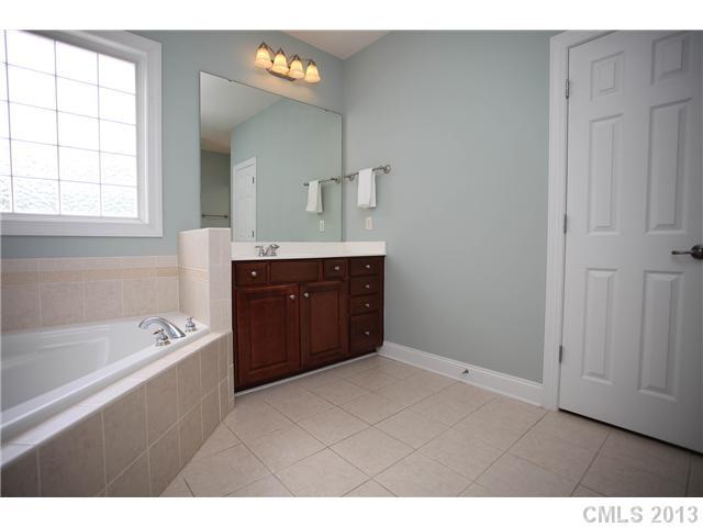 2404 Commons Court Fort Mill, SC 29708 - Photo 10 of 16