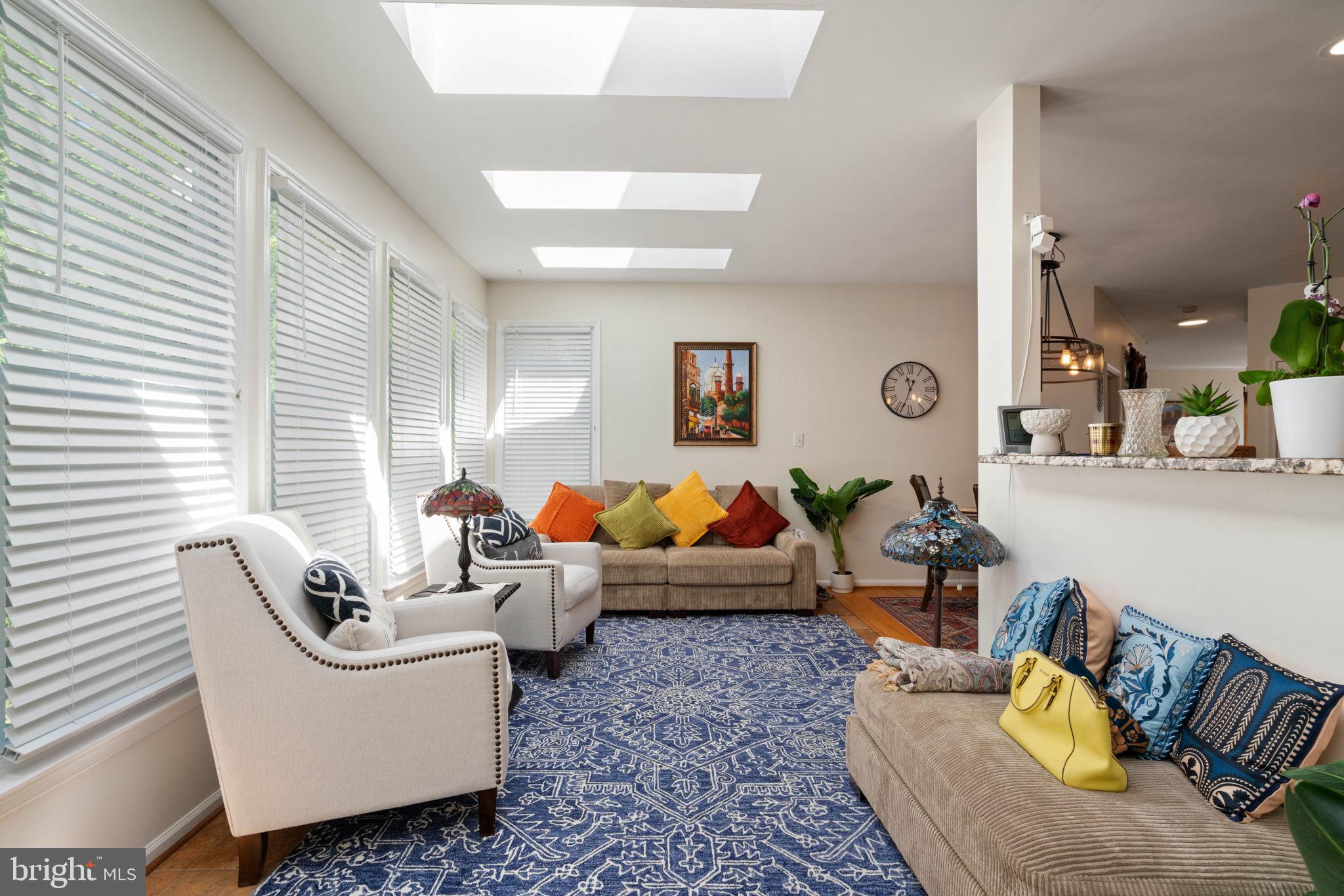 7616 Seabrook Lane Springfield, VA 22153 - Photo 13 of 35 Bright and inviting living space.