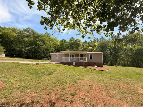 $219,900 | 289 Twelve Oaks Drive, Linwood, NC 27299