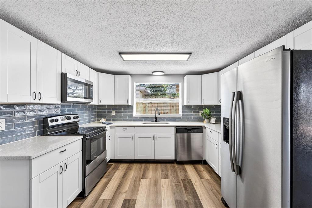 10033 Regency Park Boulevard Port Richey, FL 34668 - Photo 13 of 28