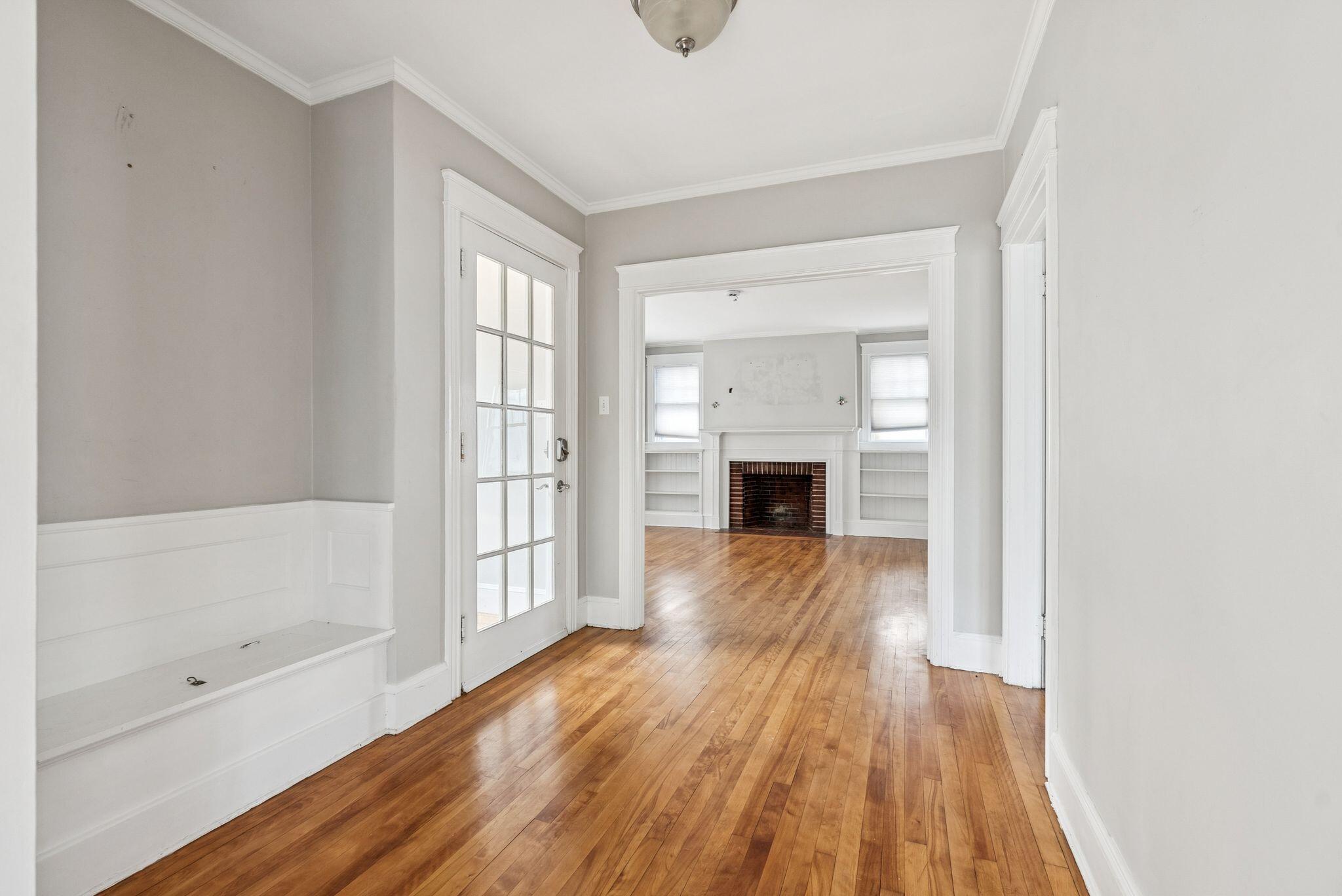 103 Deerfield Road Portland, ME 04101 - Photo 11 of 61 1st Flr Foyer