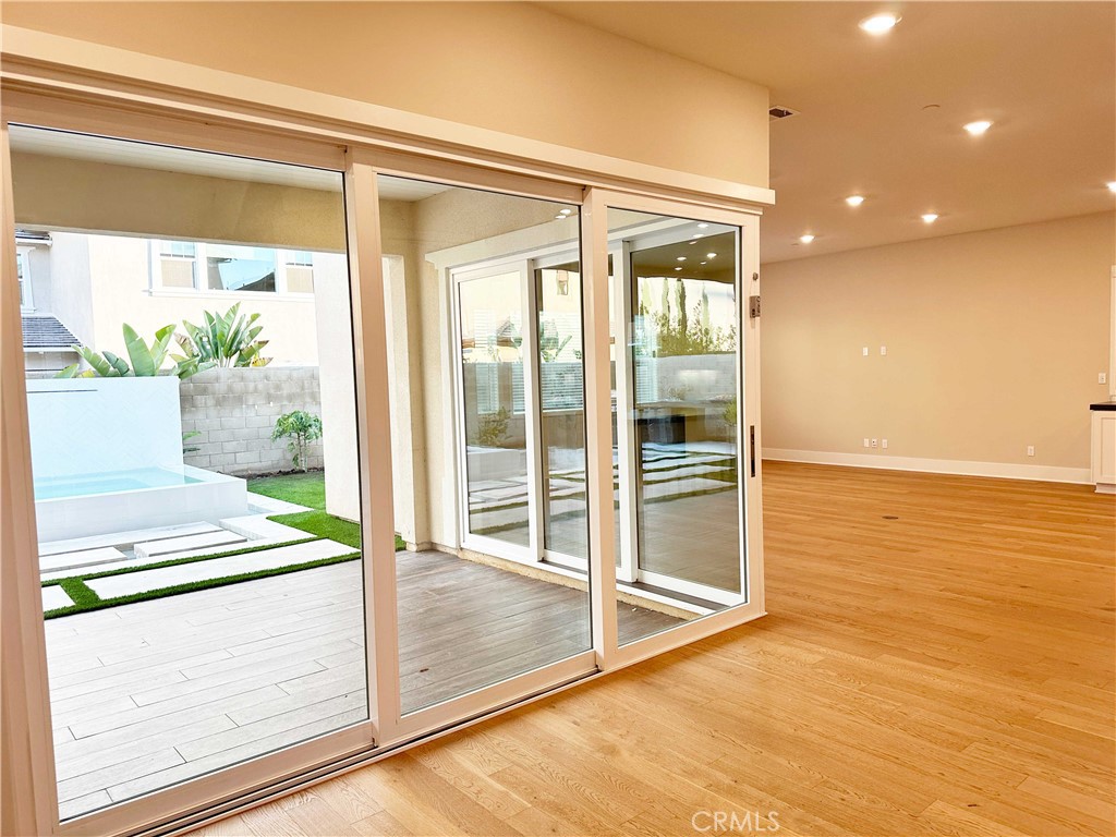 58 Ray Irvine, CA 92618 - Photo 4 of 35 a view of an empty room and window