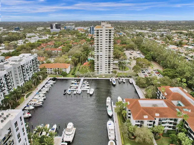 $3,000 | 3200 Port Royale Drive North, Unit 208, Fort Lauderdale, FL 33308