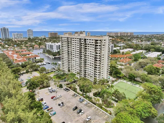 $3,000 | 3200 Port Royale Drive North, Unit 208, Fort Lauderdale, FL 33308