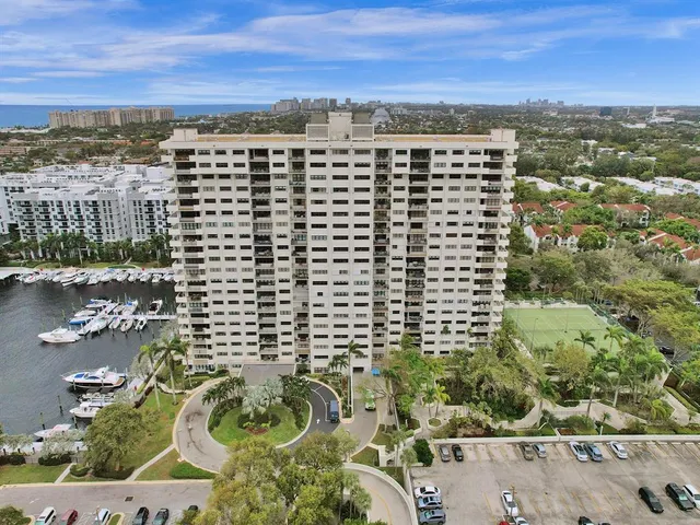 $3,000 | 3200 Port Royale Drive North, Unit 208, Fort Lauderdale, FL 33308
