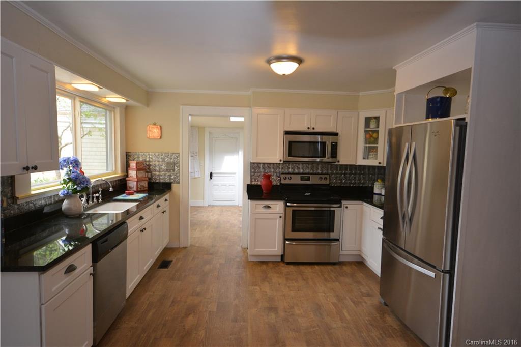 113 Rathfarnham Circle Arden, NC 28704 - Photo 11 of 24 Gallery Image 11