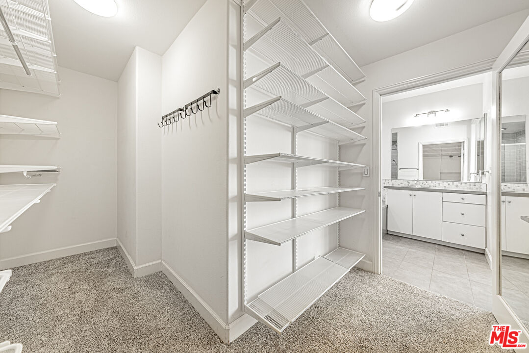 12883 West Runway Road, Unit 2 Playa Vista, CA 90094 - Photo 19 of 61