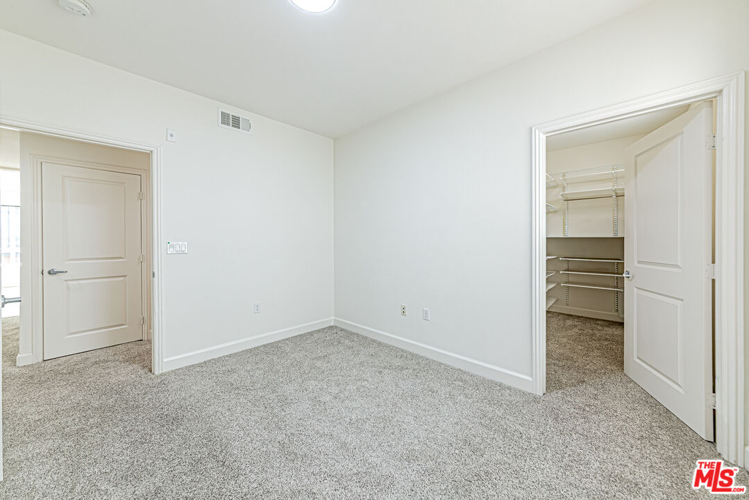 12883 West Runway Road, Unit 2 Playa Vista, CA 90094 - Photo 21 of 61