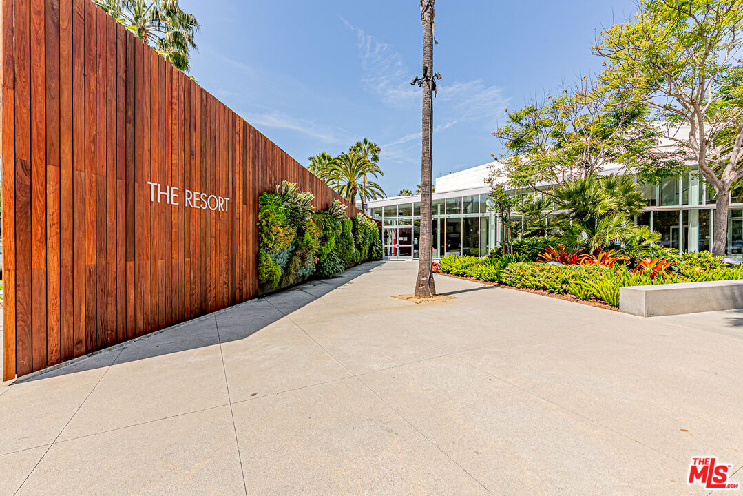 12883 West Runway Road, Unit 2 Playa Vista, CA 90094 - Photo 41 of 61