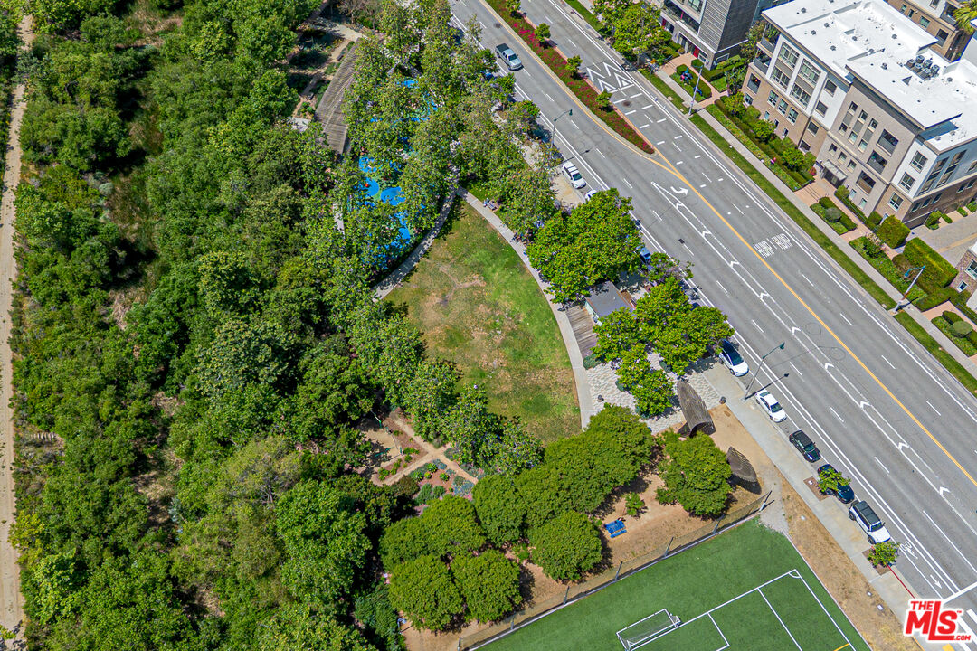 12883 West Runway Road, Unit 2 Playa Vista, CA 90094 - Photo 53 of 61