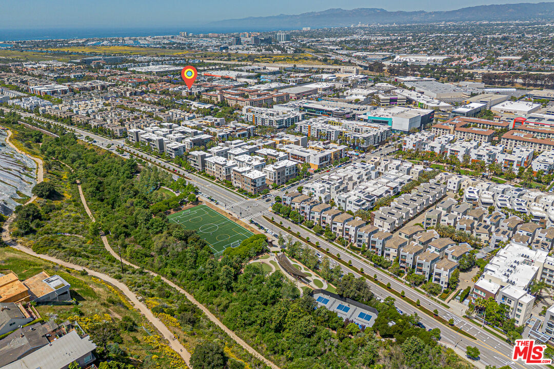 12883 West Runway Road, Unit 2 Playa Vista, CA 90094 - Photo 56 of 61
