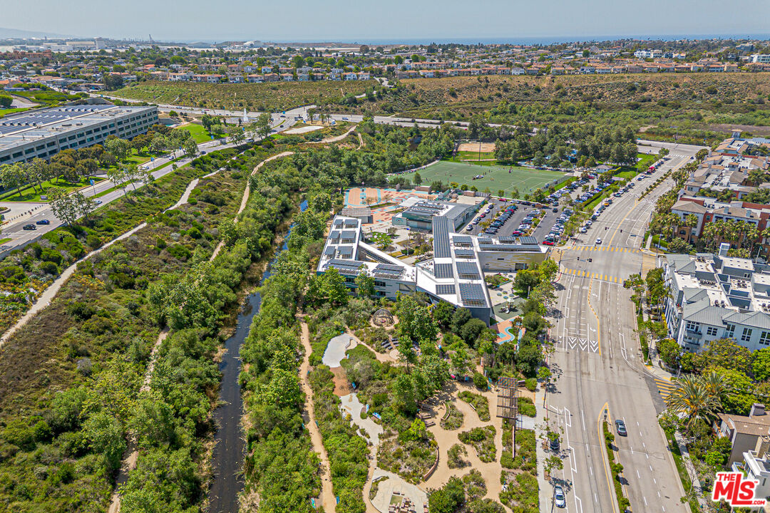 12883 West Runway Road, Unit 2 Playa Vista, CA 90094 - Photo 58 of 61