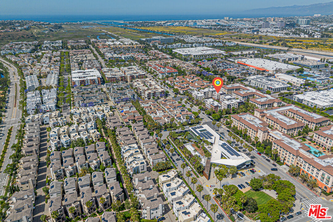 12883 West Runway Road, Unit 2 Playa Vista, CA 90094 - Photo 60 of 61