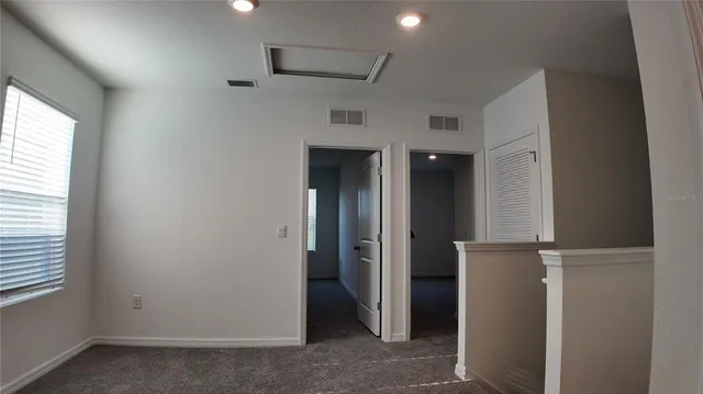 $2,400 | 33142 Osprey Peak Way, San Antonio, FL 33576