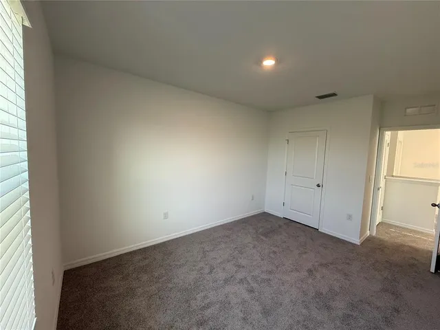 $2,400 | 33142 Osprey Peak Way, San Antonio, FL 33576