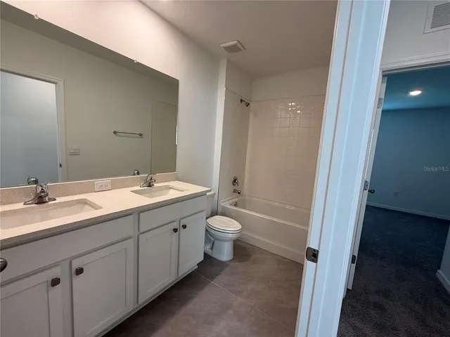 $2,400 | 33142 Osprey Peak Way, San Antonio, FL 33576