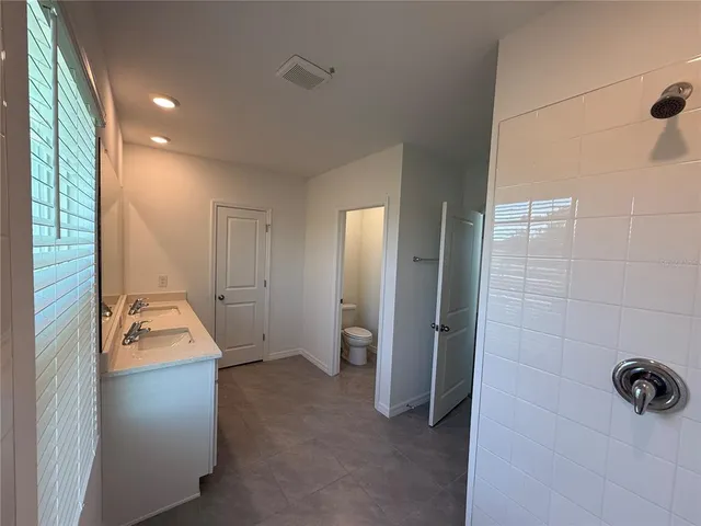 $2,400 | 33142 Osprey Peak Way, San Antonio, FL 33576