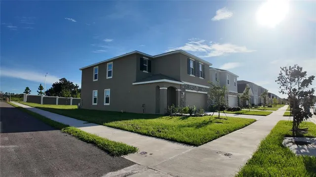 $2,400 | 33142 Osprey Peak Way, San Antonio, FL 33576