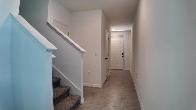 $2,400 | 33142 Osprey Peak Way, San Antonio, FL 33576