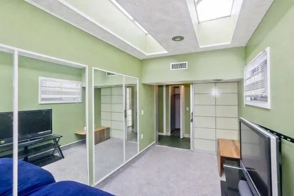 $284,000 | 77 Central Park Drive, Holyoke, MA 01040