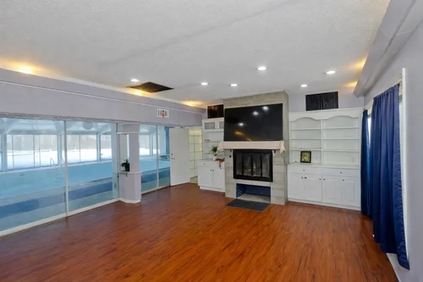 $284,000 | 77 Central Park Drive, Holyoke, MA 01040