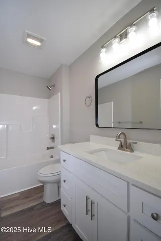 $1,800 | 849 Sarah Rebecca Drive, Unit A, Greenville, NC 27834