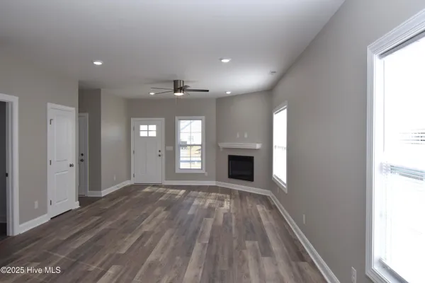 $1,800 | 849 Sarah Rebecca Drive, Unit A, Greenville, NC 27834