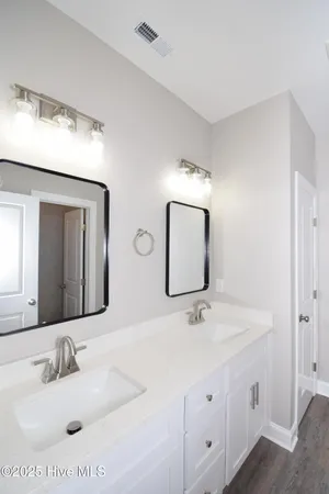$1,800 | 849 Sarah Rebecca Drive, Unit A, Greenville, NC 27834