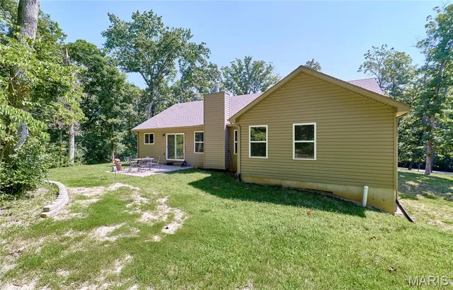 $445,000 | 440 Winchester Way, Winfield, MO 63389