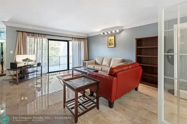 $239,500 | 6010 South Falls Cir Drive, Unit 405, Lauderhill, FL 33319