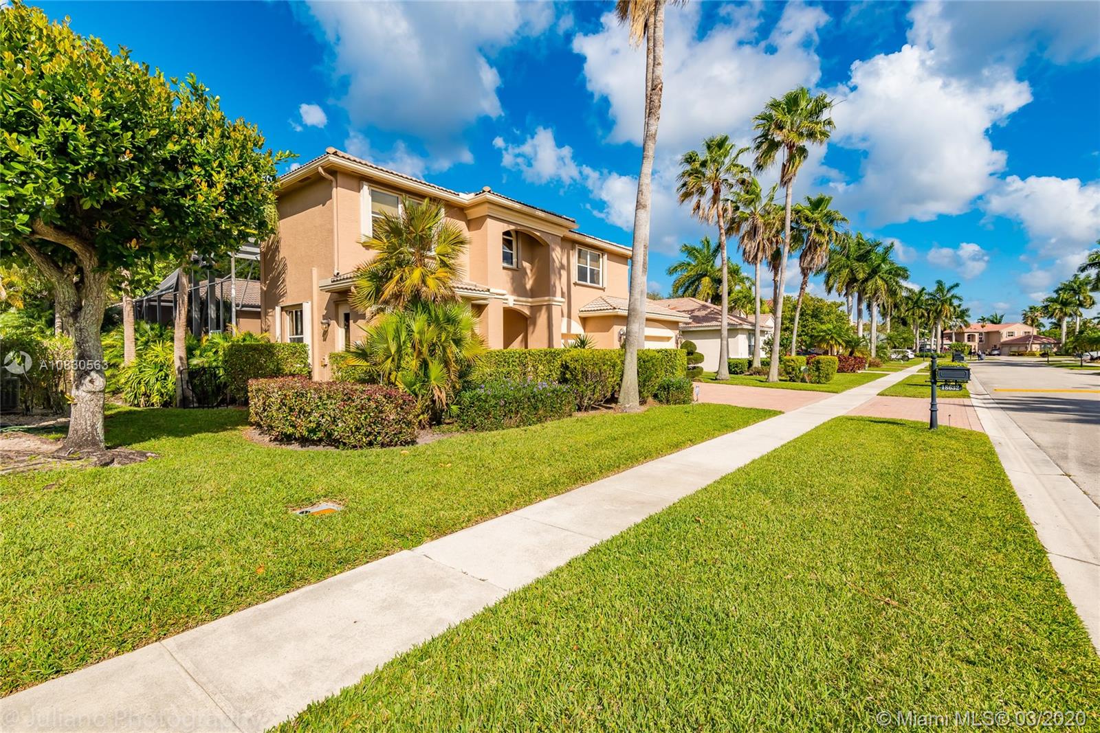 18632 Ocean Mist Drive Boca Raton, FL 33498 - Photo 3 of 50 Gallery Image 3
