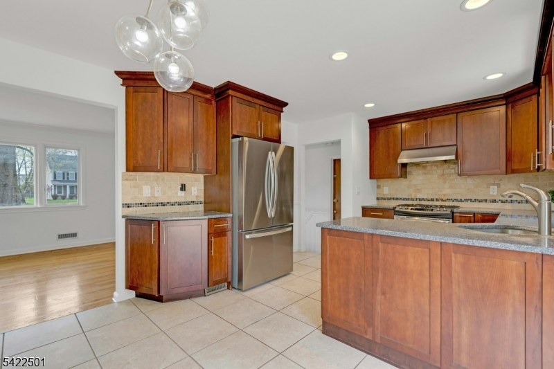 788 Country Club Road Bridgewater, NJ 08807 - Photo 15 of 42