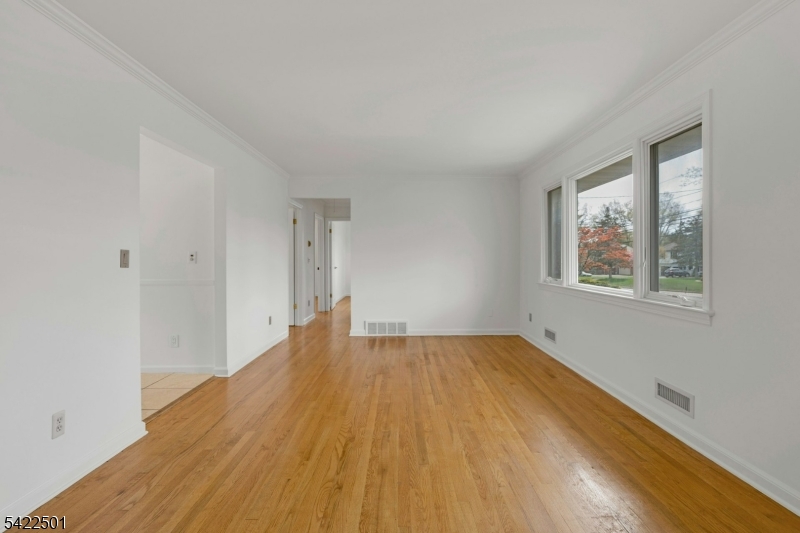 788 Country Club Road Bridgewater, NJ 08807 - Photo 7 of 42