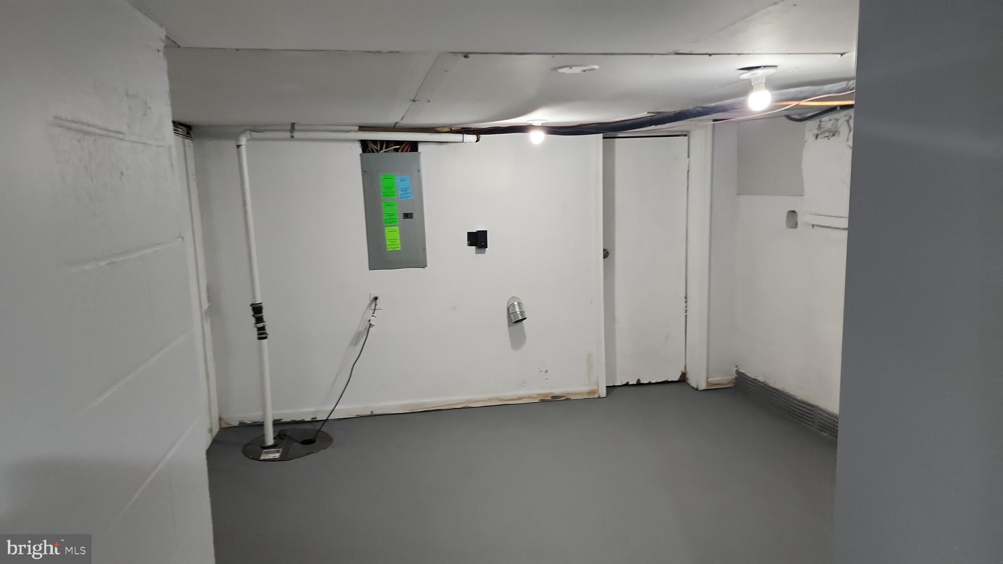 805 North Kenwood Avenue Baltimore, MD 21205 - Photo 6 of 14