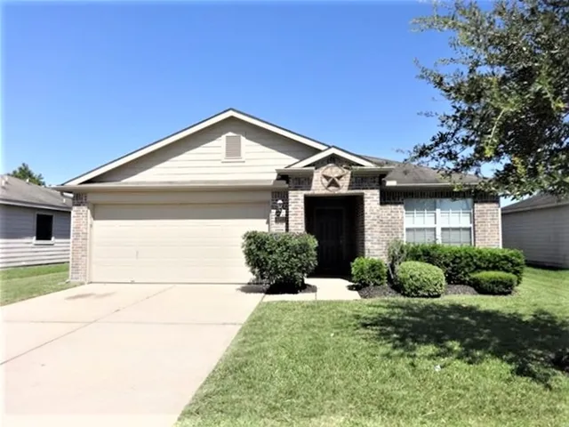 $1,835 | 6823 Manor Terrace Lane, Richmond, TX 77469