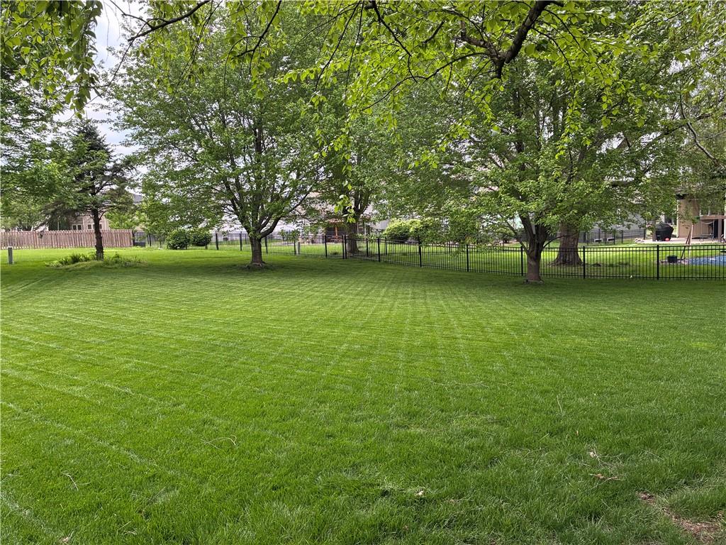 2408 Southwest Regency Drive Lee's Summit, MO 64082 - Photo 2 of 2