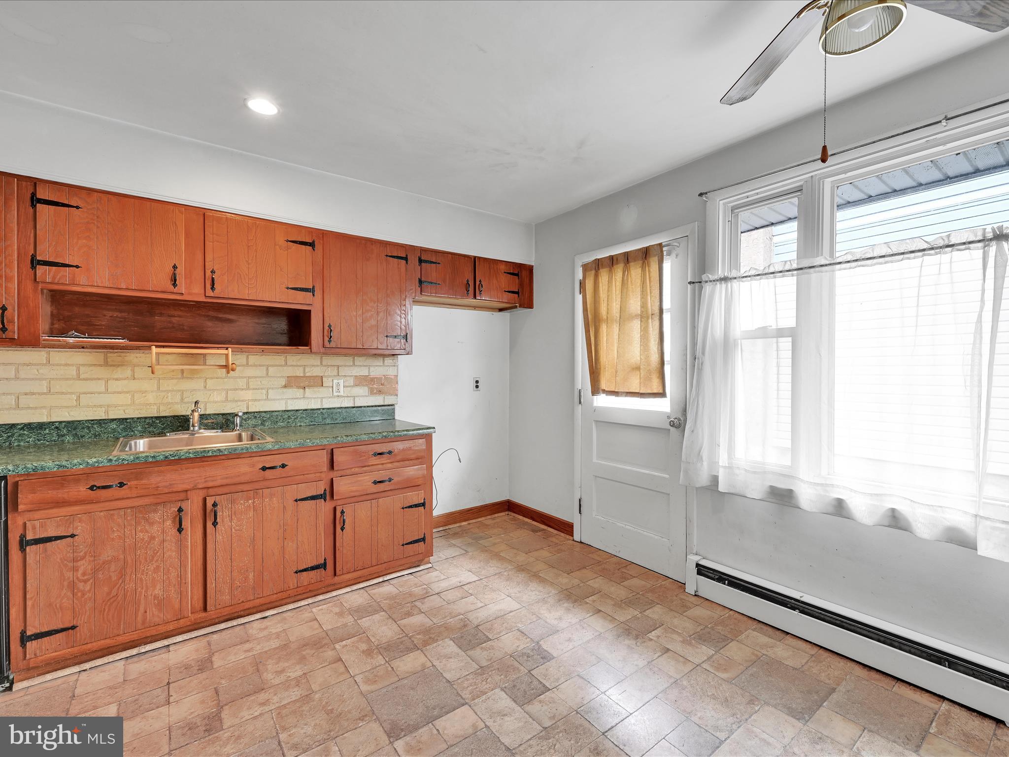 200 West Rodgers Street Ridley Park, PA 19078 - Photo 9 of 30 Kitchen
