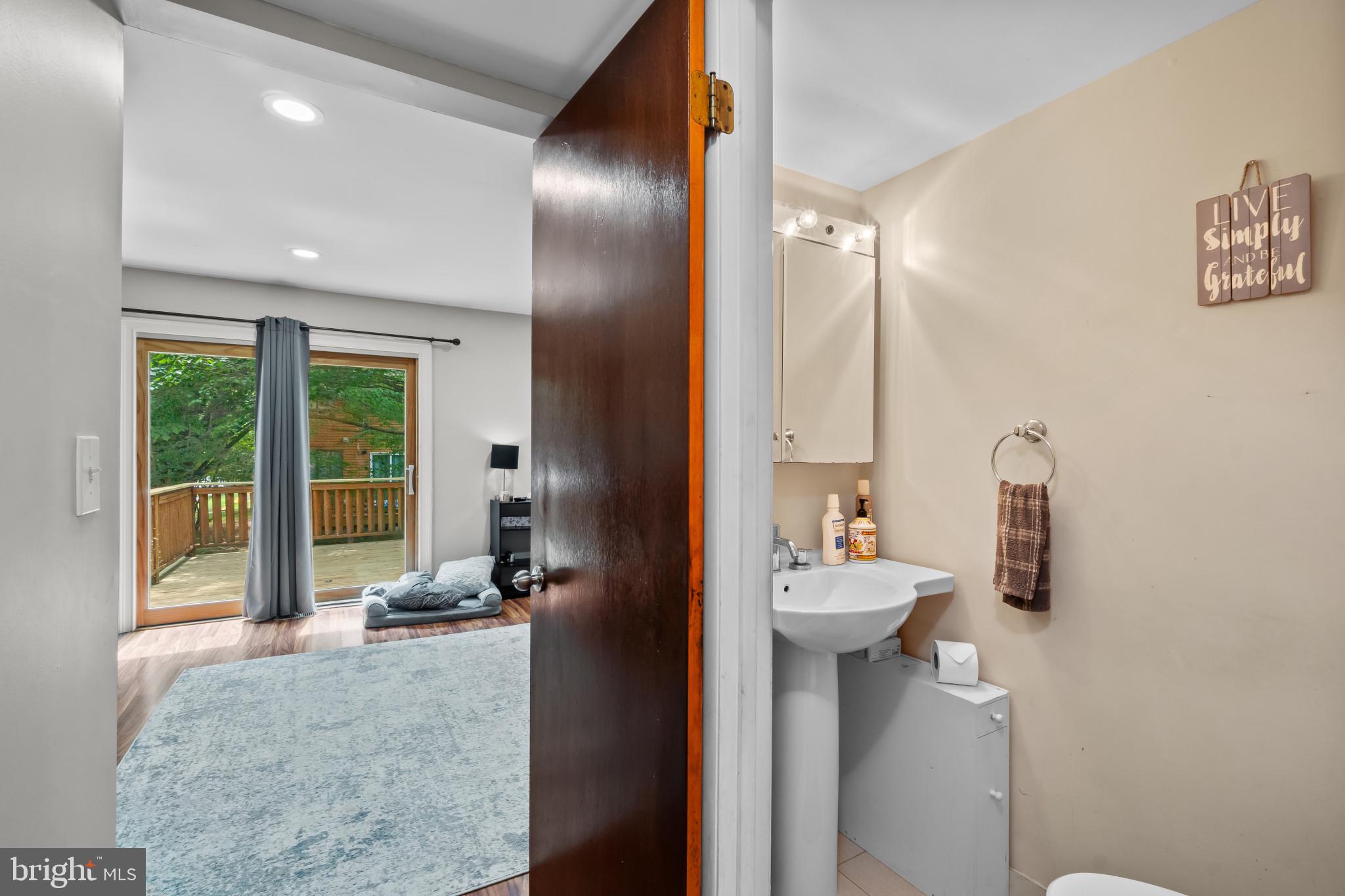 15 Gloucester Court Reisterstown, MD 21136 - Photo 12 of 32 Powder Room at Main Level