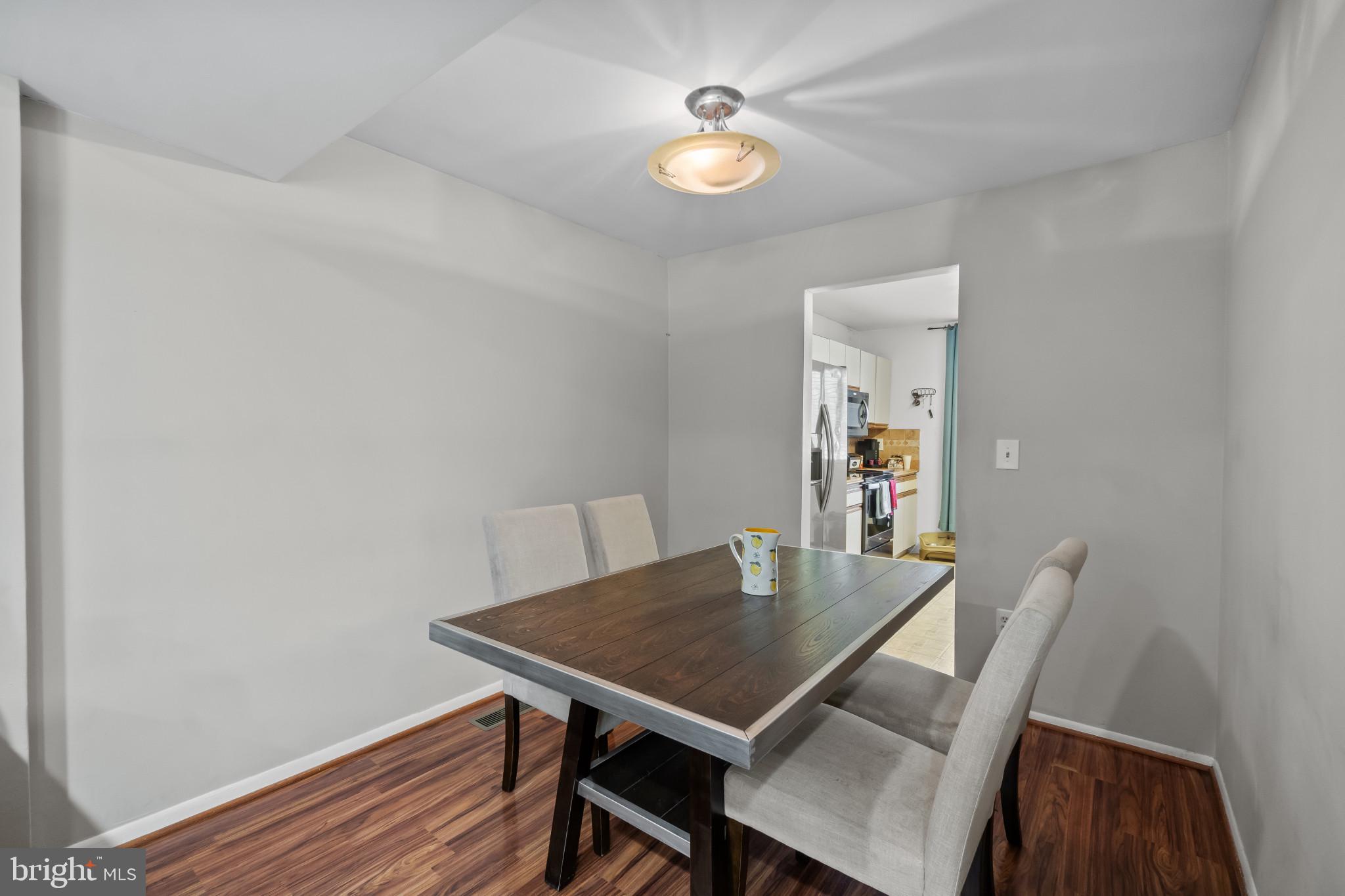 15 Gloucester Court Reisterstown, MD 21136 - Photo 8 of 32 Dining Room