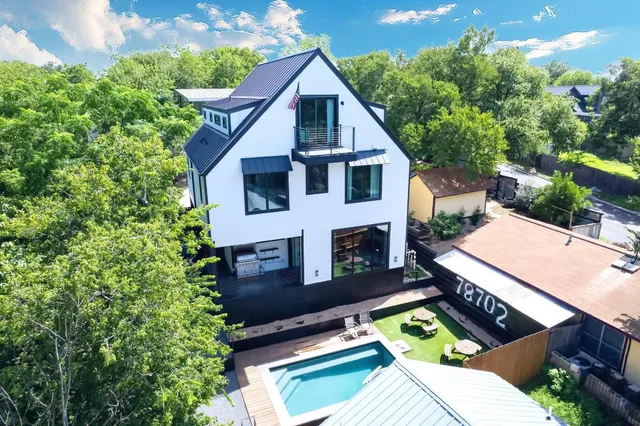 $2,095,000 | 1914 East 8th Street, Austin, TX 78702
