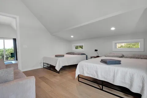 $2,095,000 | 1914 East 8th Street, Austin, TX 78702