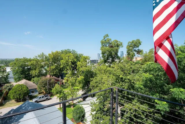 $2,095,000 | 1914 East 8th Street, Austin, TX 78702
