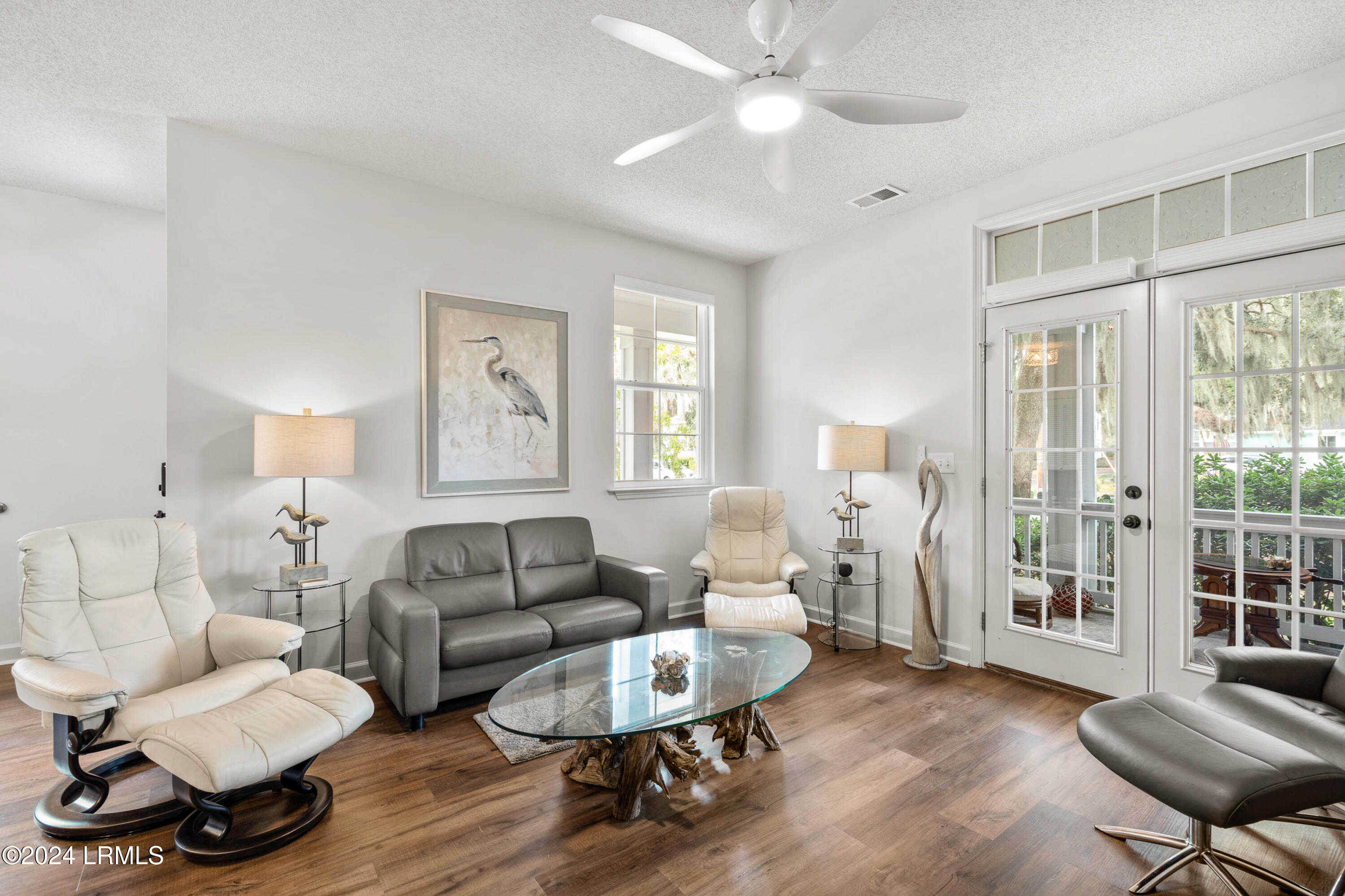 817 15th Street, Unit F Port Royal, SC 29935 - Photo 4 of 40 817 15th St-23