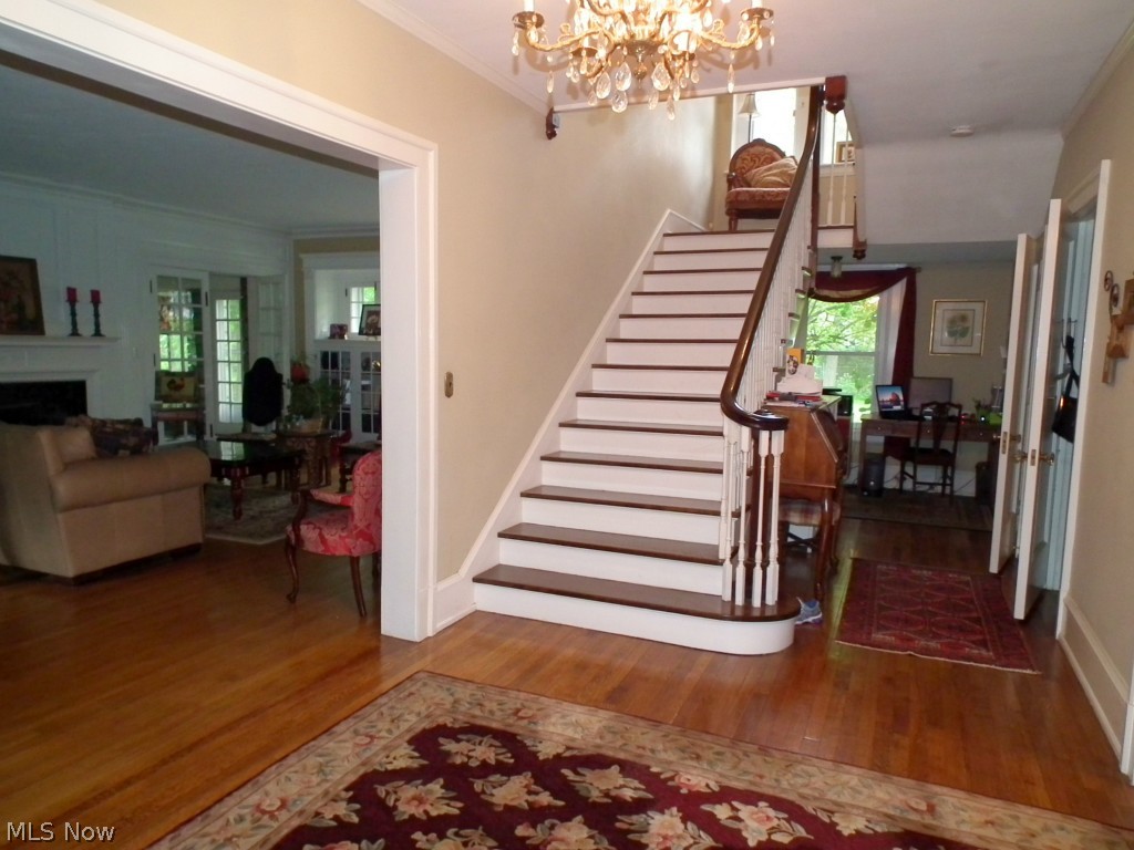 2837 Lee Road Cleveland, OH 44120 - Photo 3 of 10 Gallery Image 3